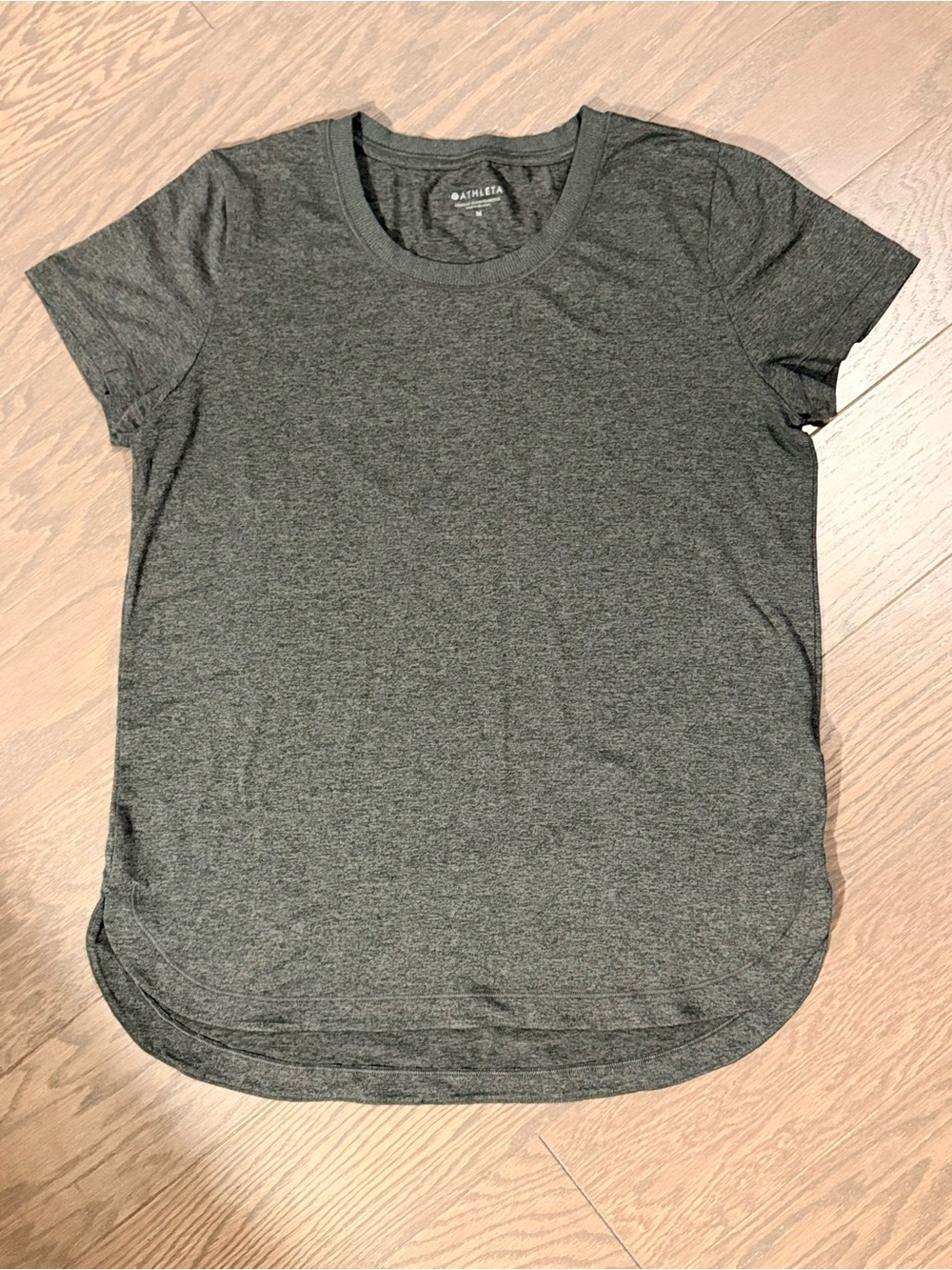 Athleta Gray Performance Short Sleeve Athletic Tee Top Medium